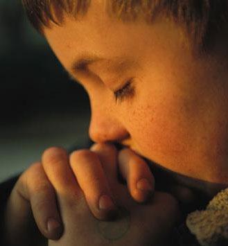 Child praying1