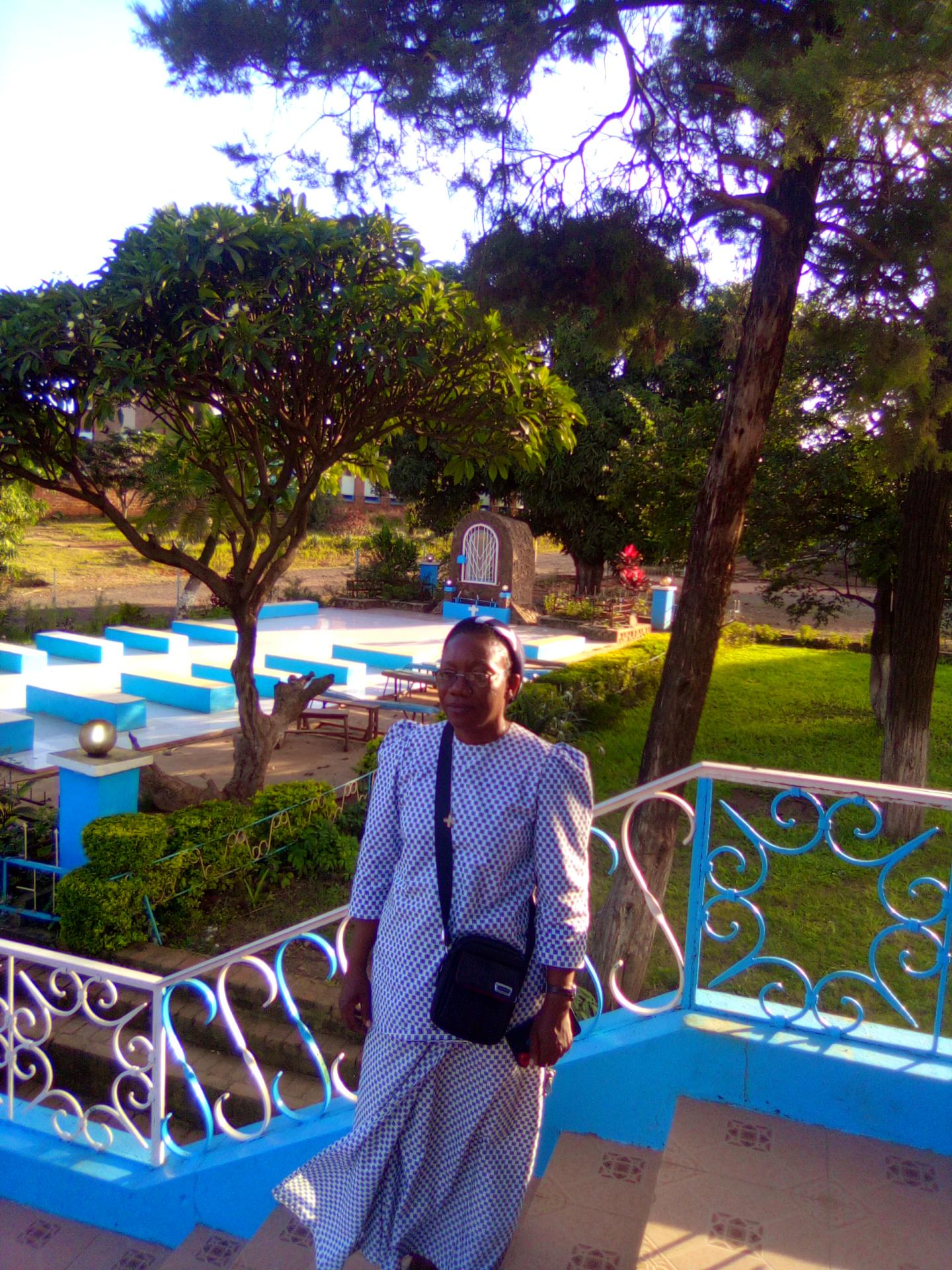 Sr marguerite a la grotte